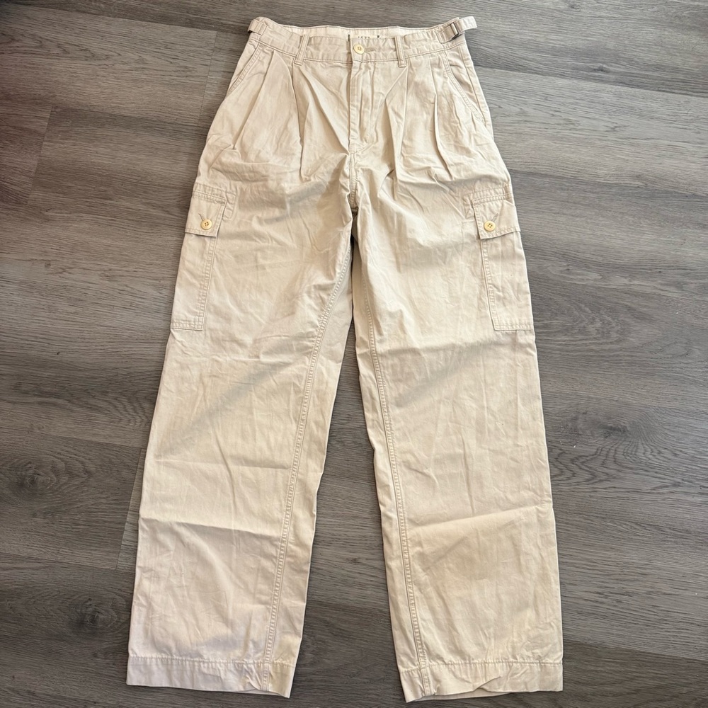 NWOT American Eagle Outfitters Premium line AE77 Cream Cargo Pants Wide Leg.